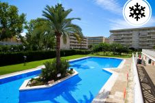 Apartamento en La Pineda - AQUAMARINA  C HomeStay by Turismar