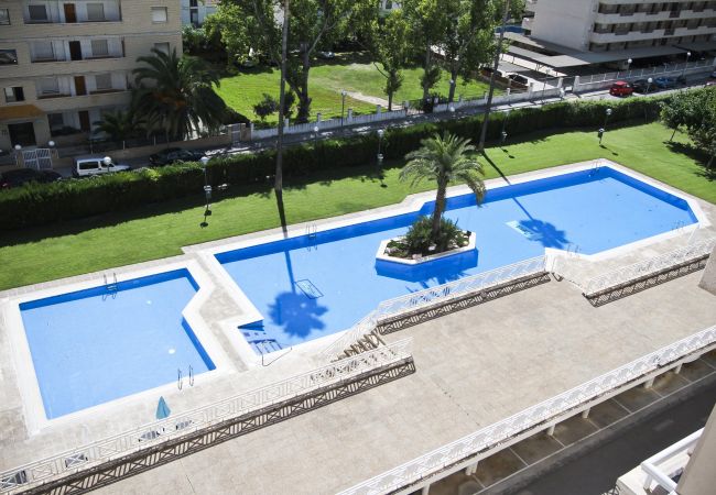 Apartamento en La Pineda - AQUAMARINA  A HomeStay by Turismar