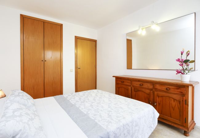 Apartamento en La Pineda - AQUAMARINA  A HomeStay by Turismar Apartamento en La Pineda - AQUAMARINA  A HomeStay by Turismar