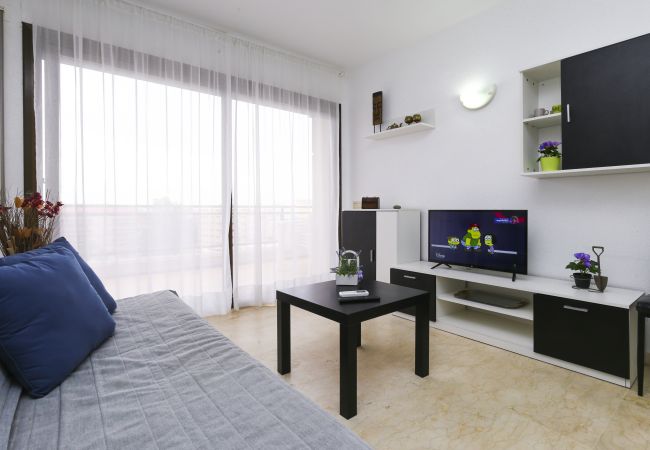 Apartamento en La Pineda - AQUAMARINA  A HomeStay by Turismar Apartamento en La Pineda - AQUAMARINA  A HomeStay by Turismar