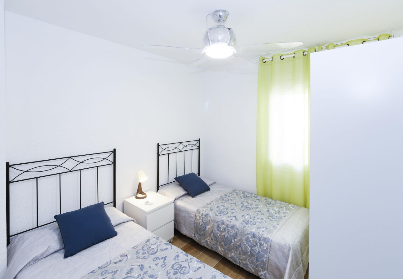 Apartamento en La Pineda - PINEDA BAHÍA HomeStay by Turismar Apartamento en La Pineda - PINEDA BAHÍA HomeStay by Turismar