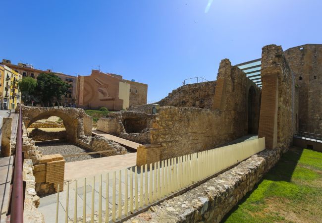 Апартаменты на Таррагона - ROYAL TARRACO HomeStay by Turismar Апартаменты на Таррагона - ROYAL TARRACO HomeStay by Turismar
